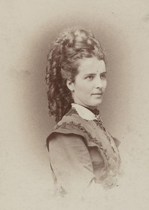 Fig. 1. Amalie Skram Portrait of Amalie Skram, circa 1874