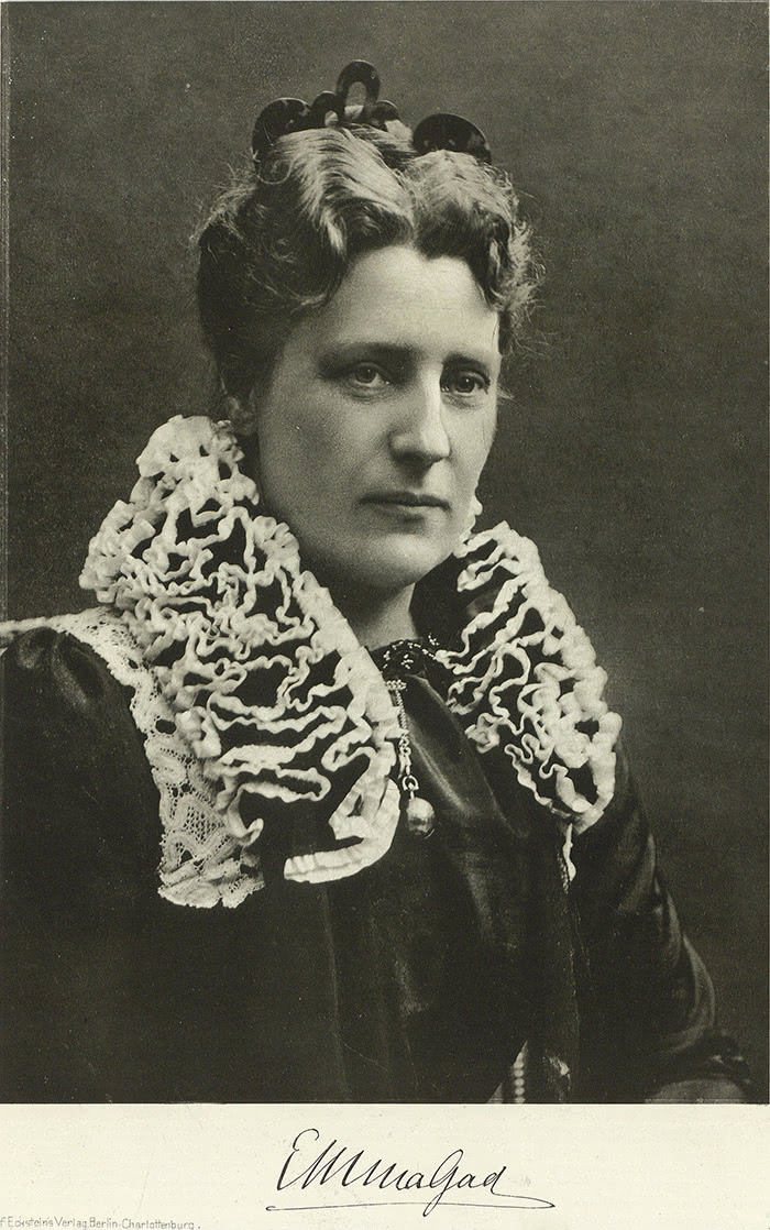 Emma Gad by photographer Julie Laurberg (between 1895 and 1907)