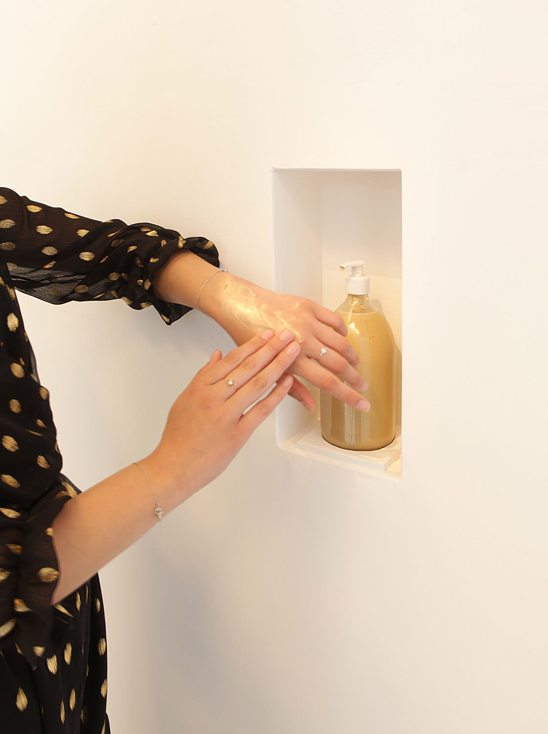 Fig. 4. Julie C. Fortier, Ce que j’ai volé au soleil, 2019